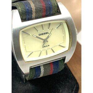 Diesel Men's Watch DZ2060 Quartz Silver Dial Analog Nylon Strap 44mm